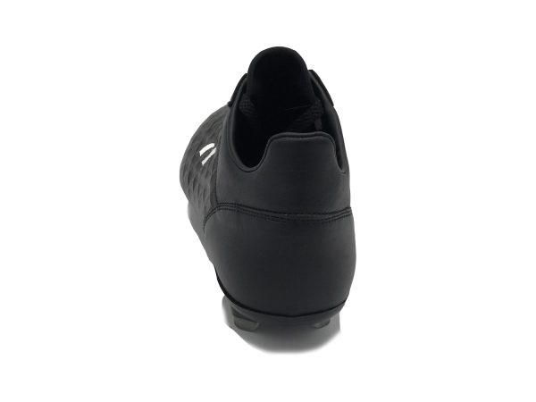 modello Europa Diamante Nero - Scarpe da calcio artigianali - Danese Calzature